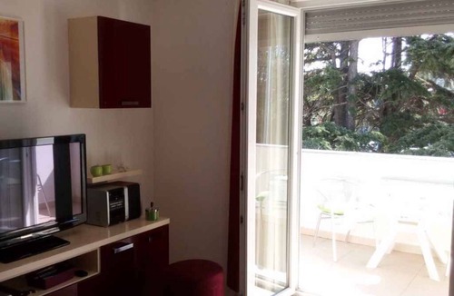 Valbandon Apartment | Holiday apartment 300 m from the sea
