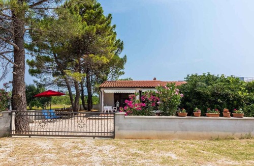 Privlaka Apartment | Holiday apartment in quite surroundings with terrace