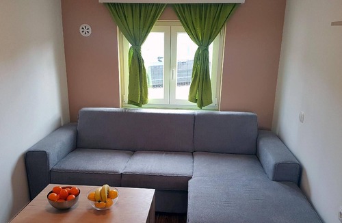 Gornji Karin Apartment | Holiday apartment Karin for 1 - 6 persons with 2 bedrooms - Holiday apartment in one or multi-family