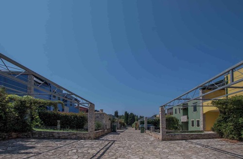 Basanija Apartment | Holiday apartment mit Garten