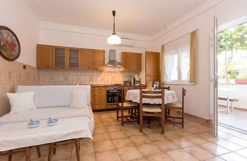 Malinska Apartment | Holiday apartment mit Terrasse und Klimaanlage