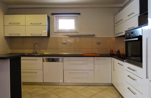 Srinjine Apartment | Holiday apartment Srinjine for 1 - 8 persons with 3 bedrooms - Row house