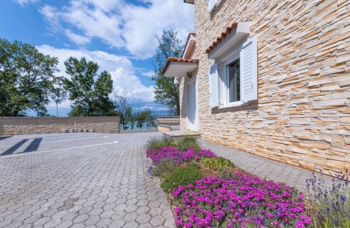 Soline Apartment | Holiday apartment upstairs with three air conditioning units