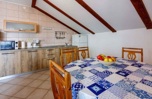 Crikvenica Apartment | Holiday apartment with air conditioning, internet and sea view