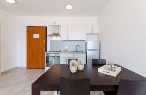 Crikvenica Apartment | Holiday apartment with balcony and air conditioning
