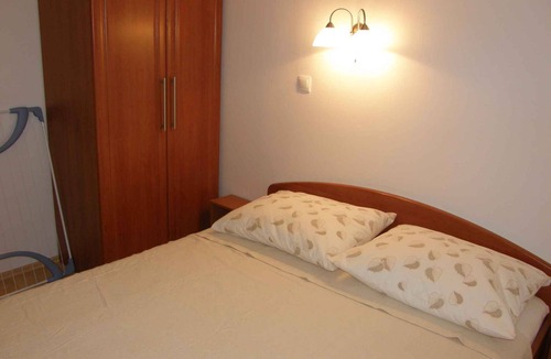 Jurandvor Apartment | Holiday apartment with air conditioning, Internet and balcony