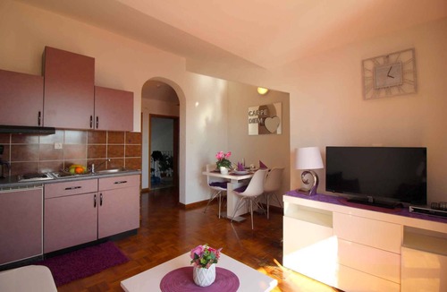 Porec Apartment | Holiday apartment with air conditioning