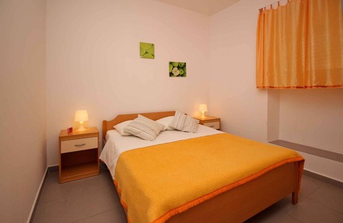 Punat Apartment | Holiday apartment with air conditioning and terrace
