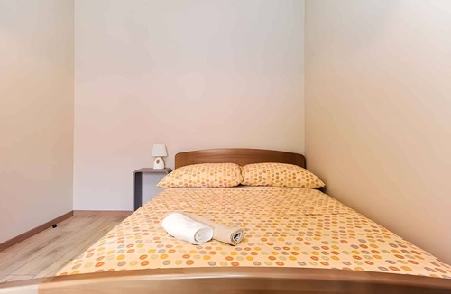 Srima Apartment | Holiday apartment with air conditioning and internet