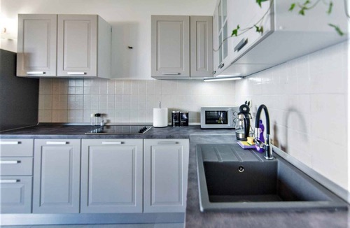 Tkon Apartment | Holiday apartment with air conditioning and sea view