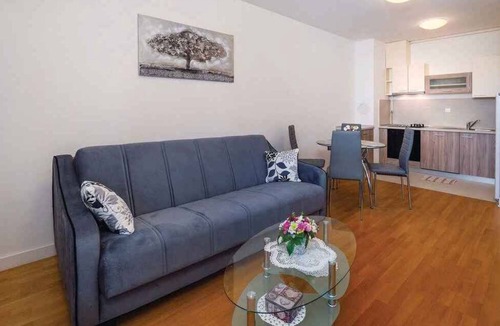 Rijeka Apartment | Holiday apartment with balcony