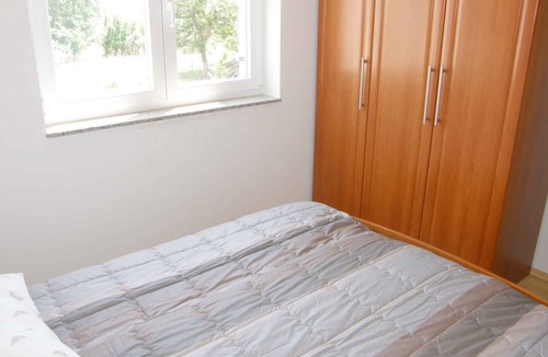 Jurandvor Apartment | Holiday apartment with balcony, air conditioning and internet