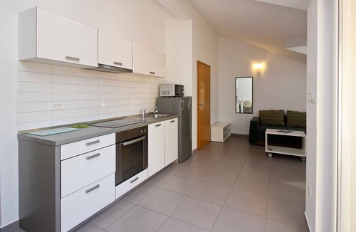 Punat Apartment | Holiday apartment with balcony