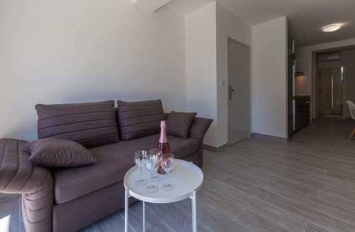 Dramalj Apartment | Holiday apartment with pool and WIFI