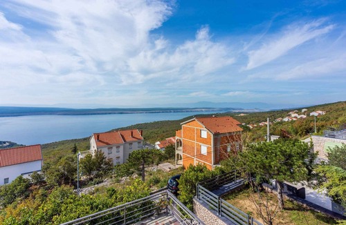 Klanfari Apartment | Holiday apartment with barbecue use and parking