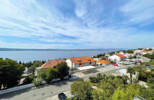Dramalj Apartment | Holiday apartment With sea views and air conditioning