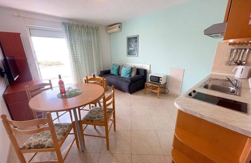 Dramalj Apartment | Holiday apartment with sea view and air conditioning