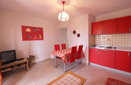 Novigrad Apartment | Holiday apartment with terrace and grill