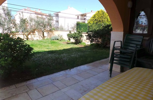 Stinjan Apartment | Holiday apartment with terrace