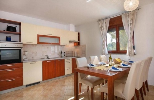 Pomer House | Holiday cottage Joy