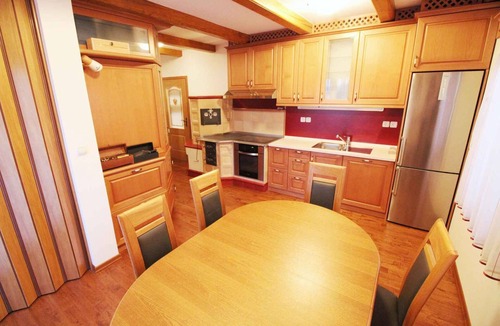 Crnomelj House | Holiday home An old vineyard cottage that has been completely renovated, is surrounded by vineyards and offers a magnificent view