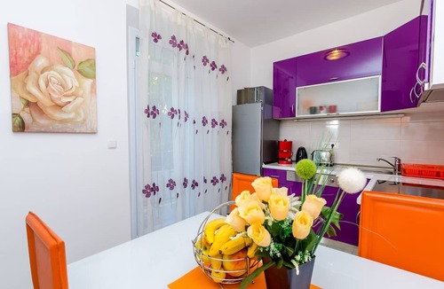 Gruz House | Holiday Home Avantgarde - Two Bedroom Holiday Home with Terrace and Sea View