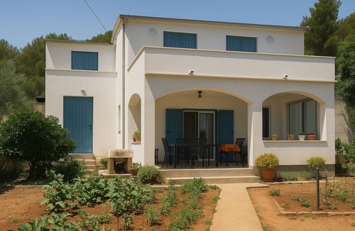 Donje Selo House | Holiday home beachfront