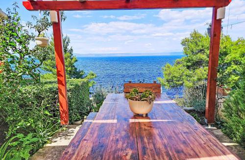 Prigradica House | Holiday Home Damjanović by Interhome