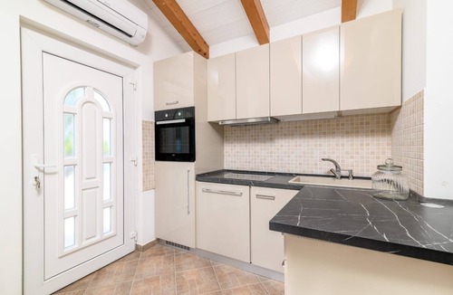 Pomer House | Holiday home in Medulin with Terrace, Air condition, WIFI, Washing machine (5158-3)