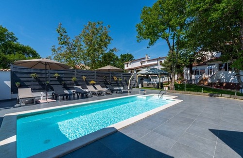 Kukci House | Holiday Home in Poreč with Balcony, Air condition, WIFI, Washing machine (4928-2)