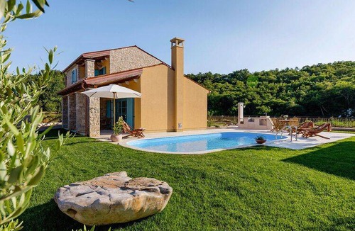 Vardica Villa | Holiday home in Vardica