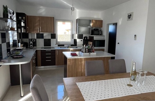 Visnjan Resort | Holiday Home Mihaela, Visnjan