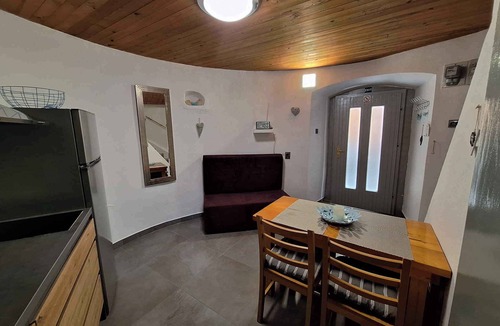 Rogoznica House | Holiday home near the center and with sea view