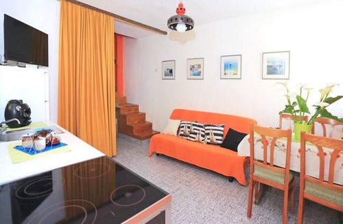 Bibinje House | Holiday home Neven, (13851), Bibinje, hr