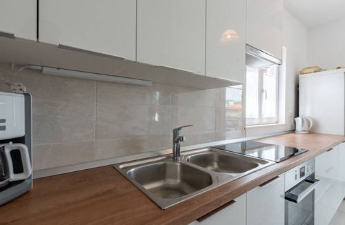 Kras Villa | Holiday home Rožica by Villas Guide