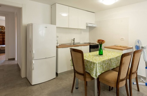 Kras Villa | Holiday home Rožica by Villas Guide