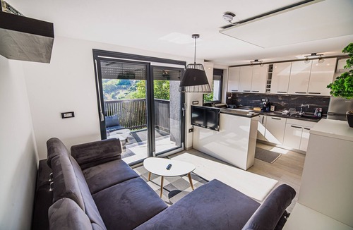 Beltinci House | Holiday Home