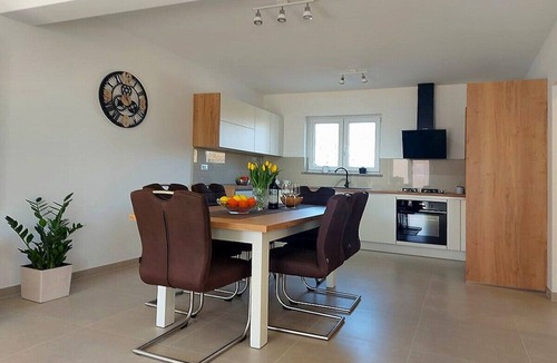 Bale House | Holiday home with 3 bedrooms in Bale near Rovinj