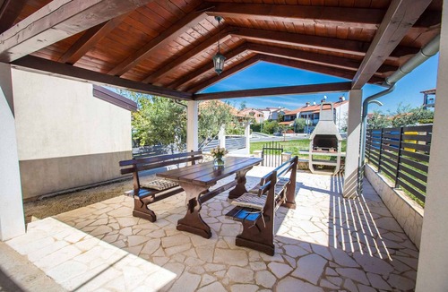 Brulo House | Holiday home with air conditioning