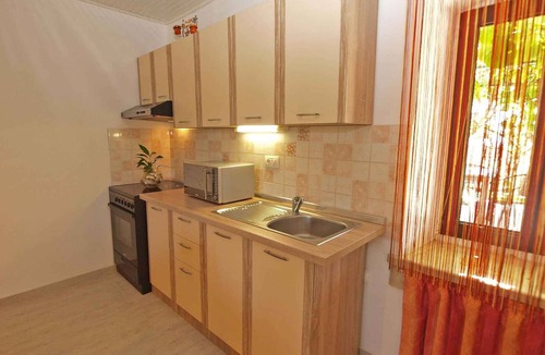 Orbanici House | Holiday home with swimming pool and barbecue