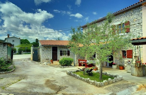 Orihi House | Holiday house for 5 persons approx. 80 qm in Orihi, Istria (Interior of Istria)