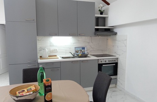Mokosica House | Holiday house in old village
