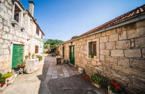 Zrnovo House | Holiday house in Zrnovo with terrace, air conditioning, WiFi 3709-2
