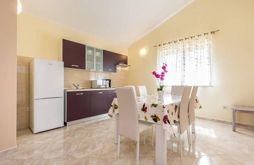 Mofardini House | Holiday house Klostar for 1 - 6 persons with 3 bedrooms - Holiday home