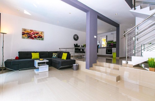 Skrbcici House | Holiday house Krk (Stadt) for 1 - 7 persons with 3 bedrooms - Holiday home