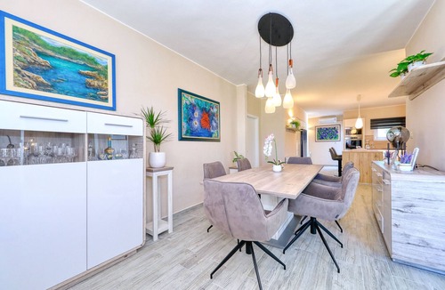 Ljubac House | Holiday House Rose directly by the sea