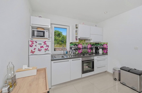 Skrbcici House | Holiday house "Sabine pink"
