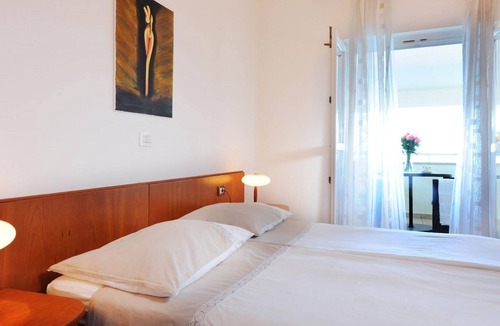 Savudrija House | Holiday house Savudrija for 1 - 10 persons with 4 bedrooms - Row house