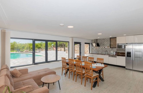 Knezovici House | Holiday house Secret Gem with heated saltwater pool