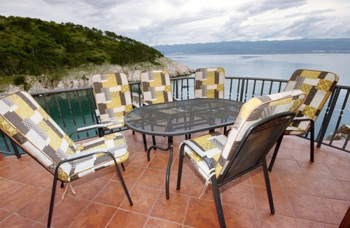 Vrbnik House | Holiday house with a parking space Vrbnik, Krk (K-5426)